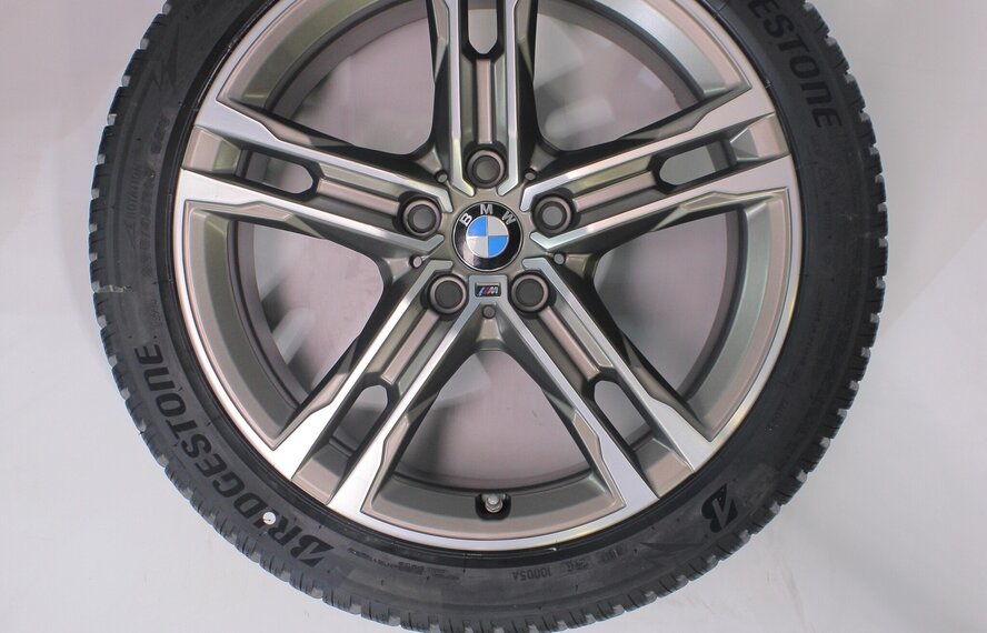 BMW BMW 1 serie 2 serie F70 F74 556M 18 inch velgen Bridgestone Winterbanden Nieuw Origineel