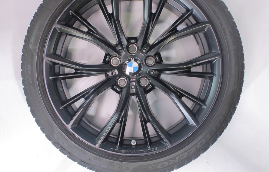 BMW BMW 5 serie G30 G31 8 serie G14 G15 G16 786M 19 inch velgen Pirelli Runflat Winterbanden Nieuw Origineel