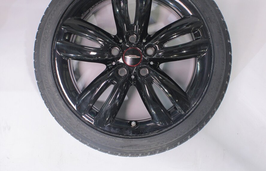 Mini Cooper / S / One / Cabrio F55 F56 F57 JCW501 17 inch velgen Dunlop Runflat Winterbanden Nieuw Origineel