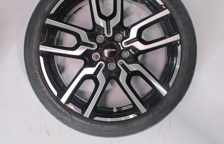 Mini J05 Aceman 960 18 inch velgen Goodyear Zomerbanden Origineel