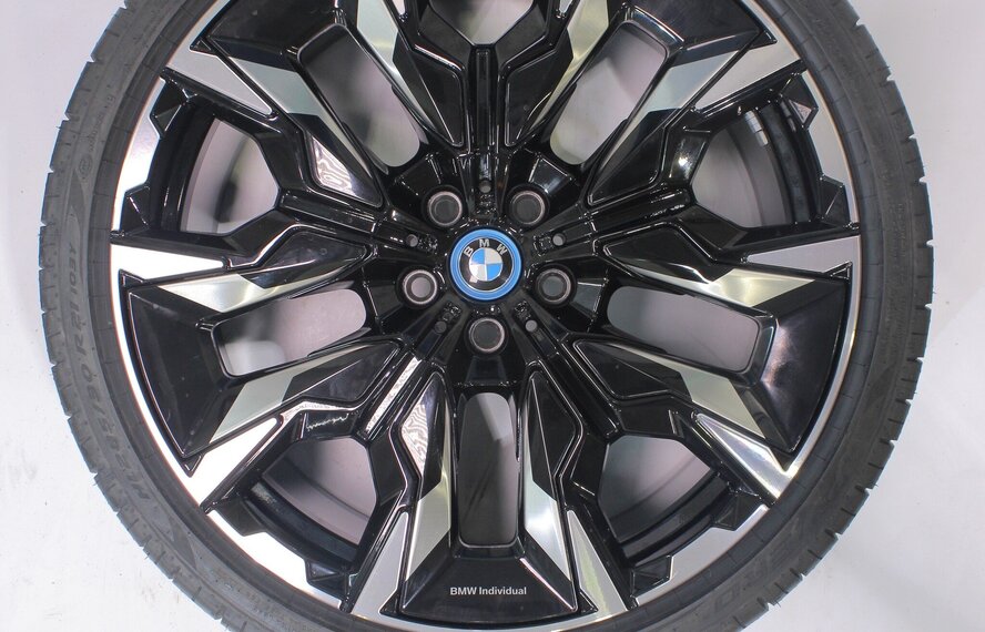 BMW BMW 5 serie i5 G60 G61 954I 21 inch velgen Pirelli Zomerbanden Origineel