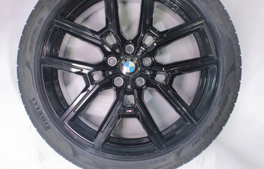 BMW BMW 4 serie i4 G26 859M 19 inch velgen Pirelli Zomerbanden Origineel