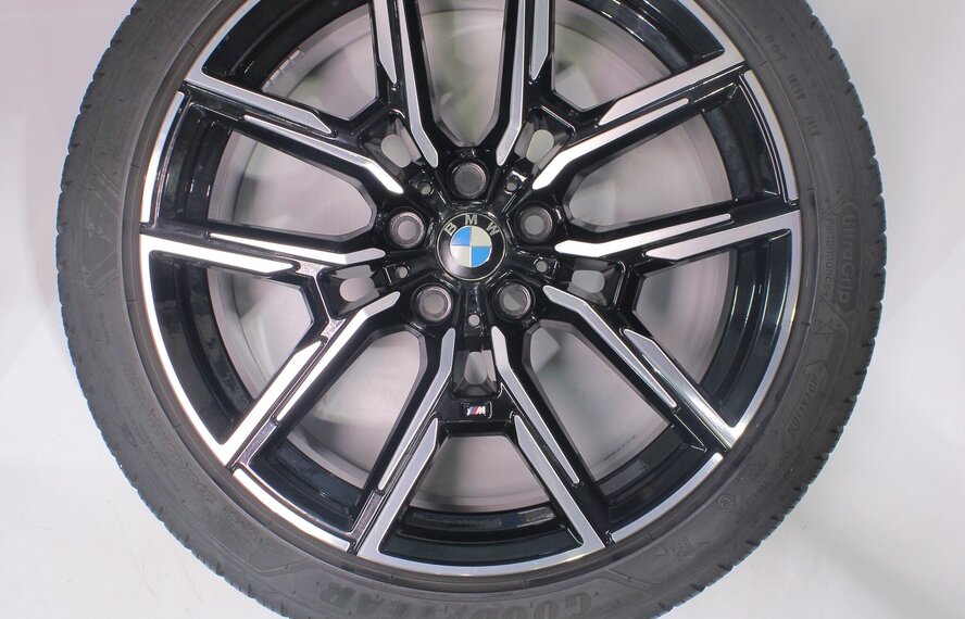 BMW BMW 4 serie i4 G26 859M 19 inch velgen Goodyear Winterbanden Origineel