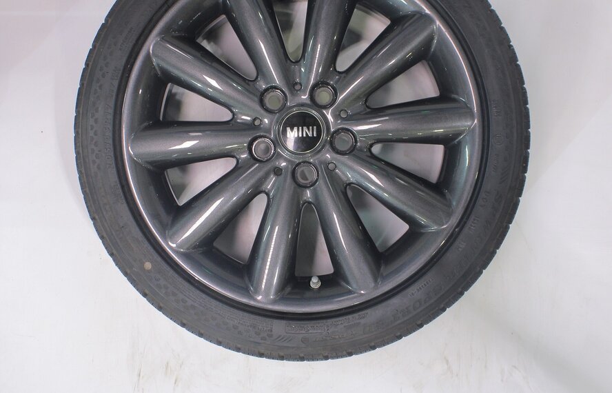 Mini Mini Cooper / S / One / Cabrio F55 F56 F57 499 17 inch velgen Dunlop Runflat Winterbanden Origineel