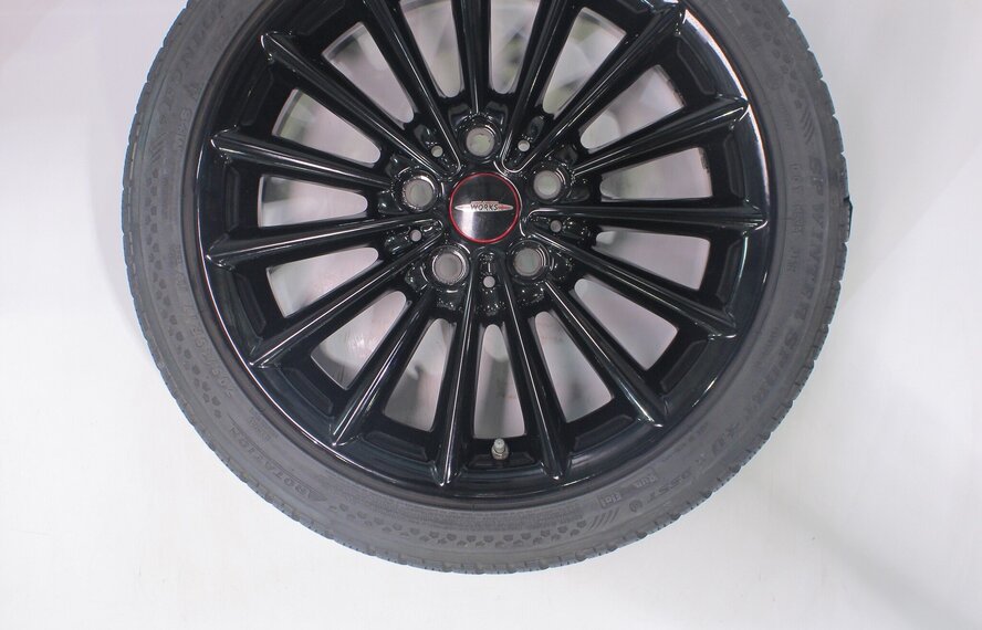 Mini Mini Cooper / S / One / Cabrio F55 F56 F57 505 17 inch velgen Dunlop Runflat Winterbanden Origineel