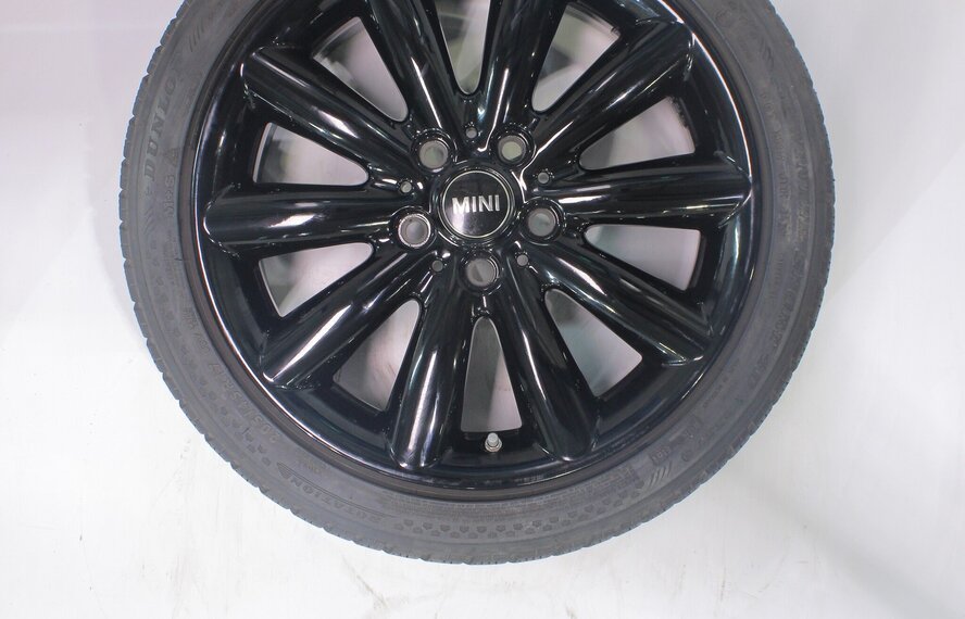 Mini Cooper / S / One / Cabrio F55 F56 F57 499 17 inch velgen Dunlop Runflat Winterbanden Origineel