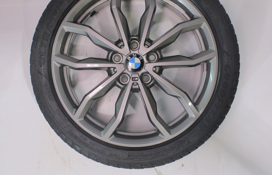 BMW BMW 1 2 serie F40 F44 2 serie Gran Coupe 711M 18 inch velgen Goodyear Winterbanden Origineel