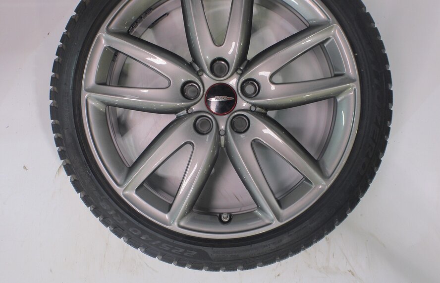 Mini Clubman F54 JCW815 18 inch velgen Pirelli Runflat Winterbanden Origineel