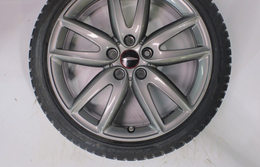 Mini Clubman F54 JCW815 18 inch velgen Pirelli Runflat Winterbanden Origineel
