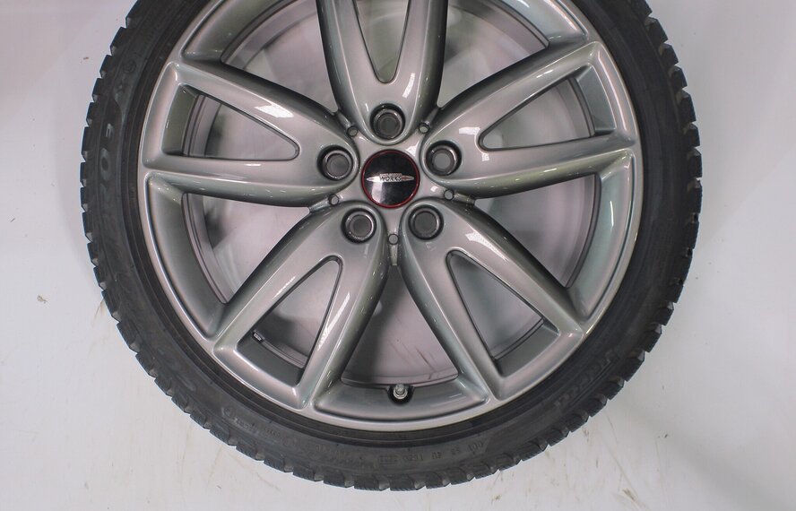 Mini Mini Clubman F54 JCW815 18 inch velgen Pirelli Runflat Winterbanden Origineel