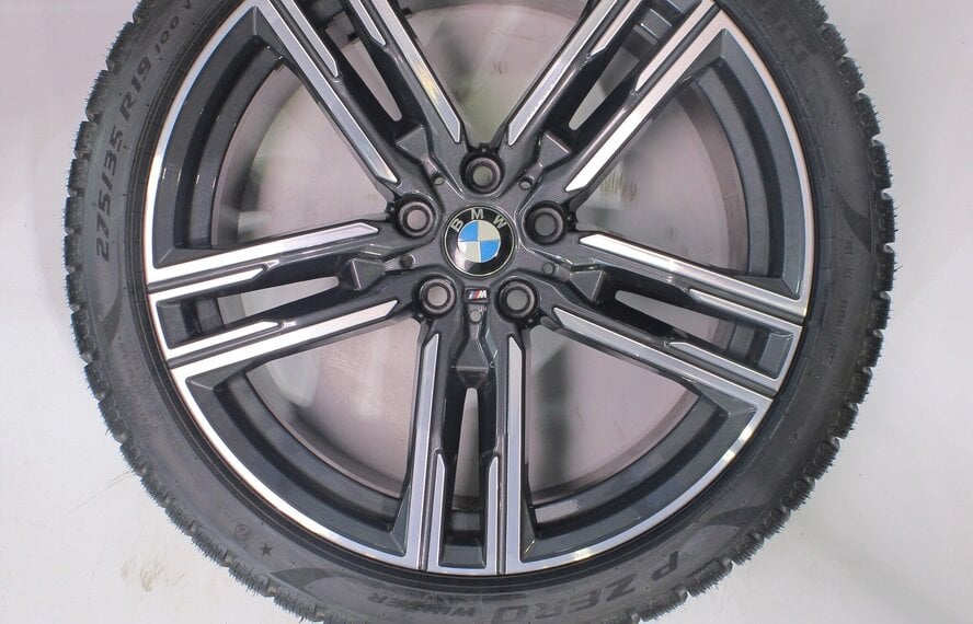 BMW BMW 5 serie G30 G31 8 serie G14 G15 G16 727M 19 inch velgen Pirelli Runflat Winterbanden Nieuw Origineel