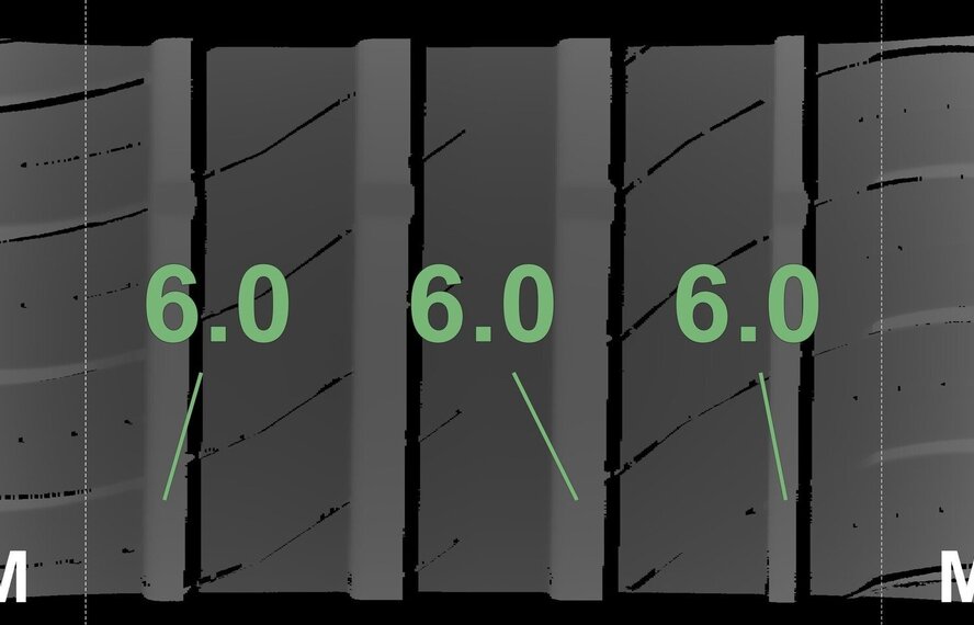 BMW BMW 1 serie 2 serie F70 F74 975M 18 inch velgen Maxxis Zomerbanden Origineel