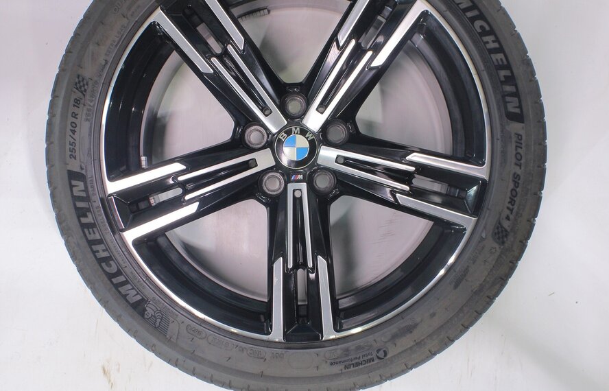 BMW BMW 2 serie 3 serie 4 serie G20 G21 G22 G42 848M 18 inch velgen Michelin Zomerbanden Origineel