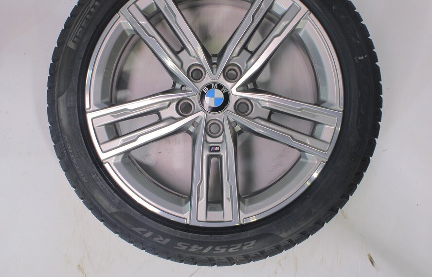 BMW BMW 1 2 serie F40 F44 2 serie Gran Coupe 550M 17 inch velgen Pirelli Runflat Winterbanden Nieuw Origineel