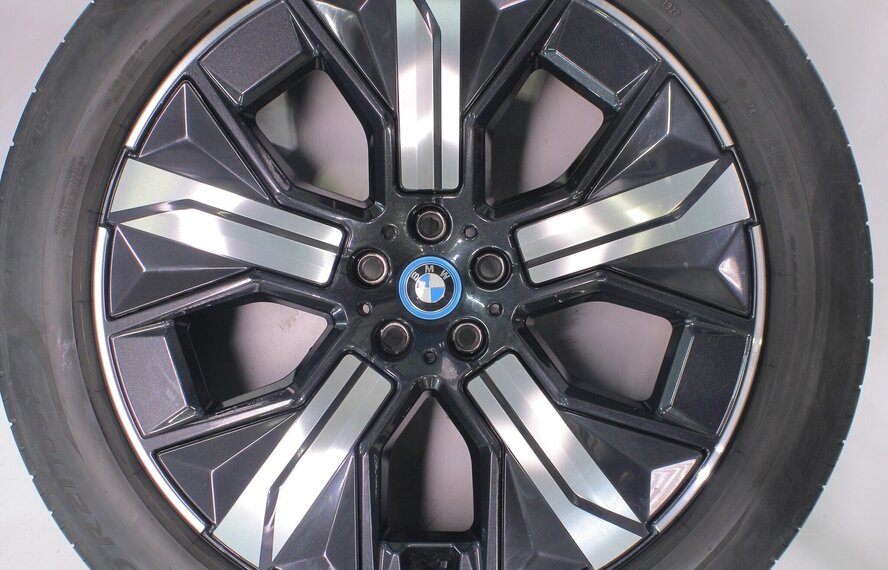 BMW BMW iX i20 1012 21 inch velgen Pirelli Zomerbanden Origineel