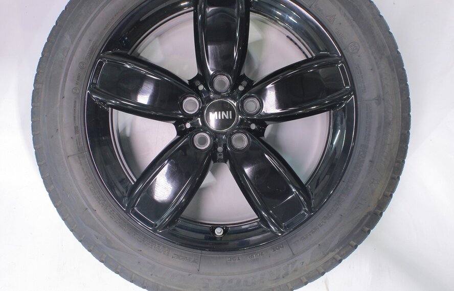 Mini Countryman F60 531 17 inch velgen Bridgestone Runflat Winterbanden Origineel