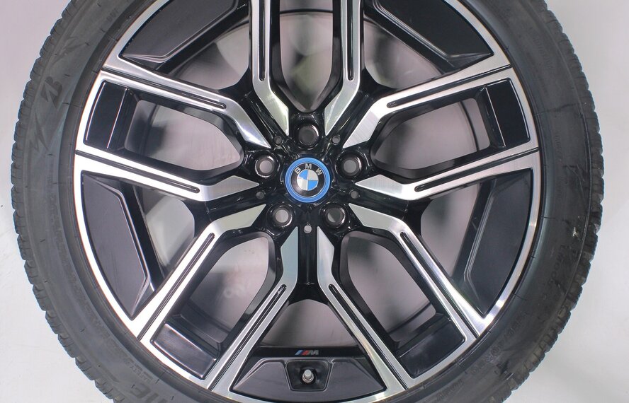 BMW BMW 7 serie G70 X3 G45 907M 20 inch velgen Bridgestone Winterbanden Origineel