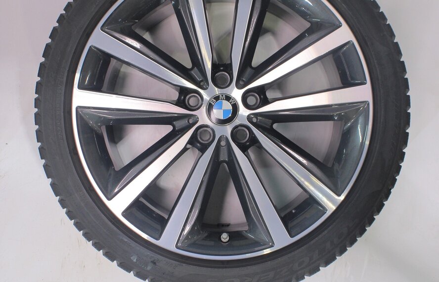 BMW BMW 5 serie G30 G31 8 serie G14 G15 G16 690 19 inch velgen Pirelli Runflat Winterbanden Origineel
