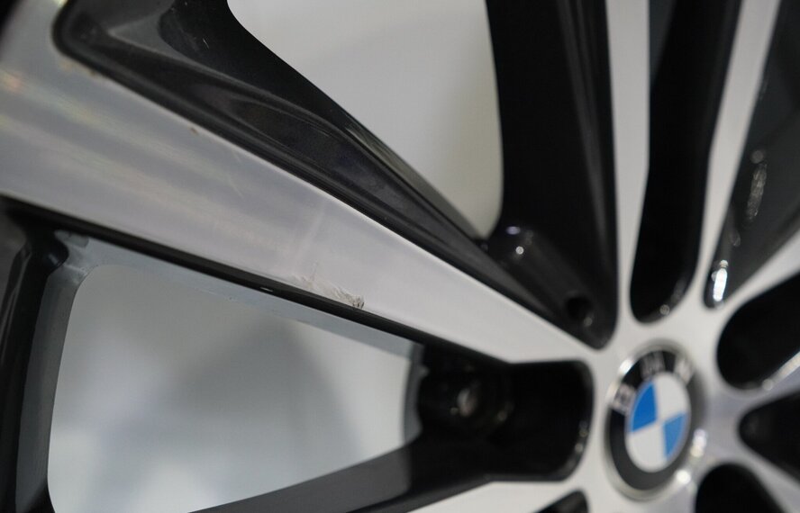 BMW BMW 5 serie G30 G31 8 serie G14 G15 G16 690 19 inch velgen Pirelli Runflat Winterbanden Origineel