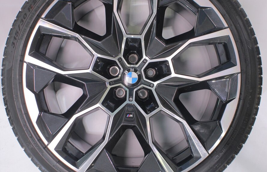 BMW BMW X5 G05 X6 G06 913M 22 inch velgen Pirelli Winterbanden Origineel