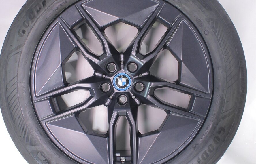 BMW BMW iX i20 1002 20 inch velgen Goodyear Zomerbanden Origineel