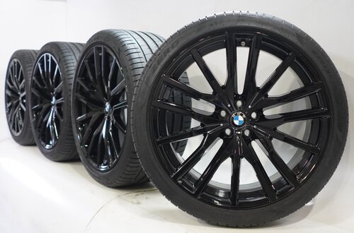 BMW BMW X5 G05 X6 G06 742M 22 inch velgen Pirelli Zomerbanden Origineel