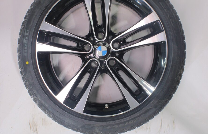 BMW BMW 3 4 serie F30 F31 F32 F33 F36 397 18 inch velgen Pirelli Runflat Winterbanden Nieuw Origineel