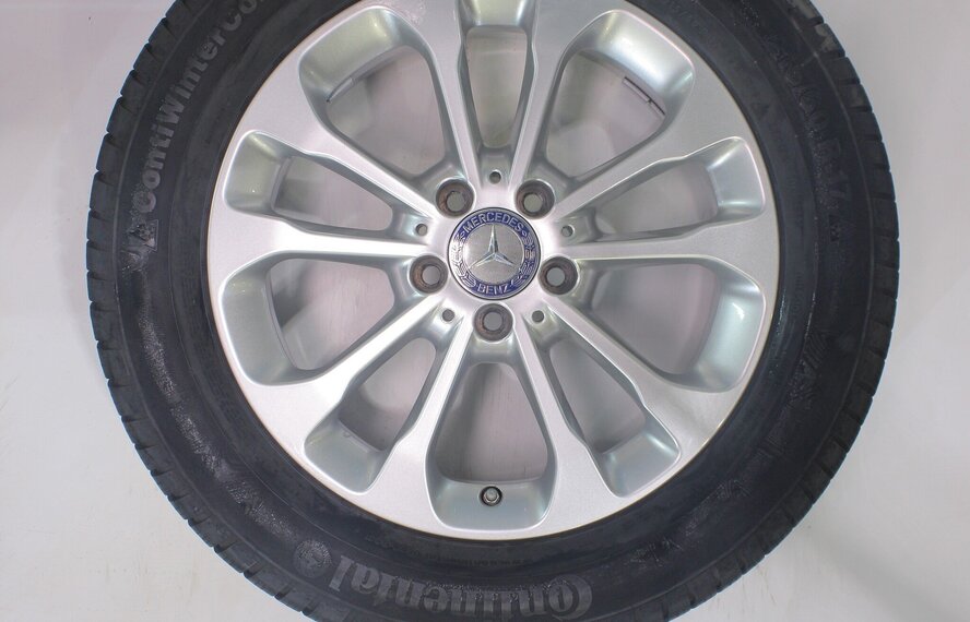 Mercedes Mercedes GLA X156 17 inch velgen Continental Winterbanden Origineel