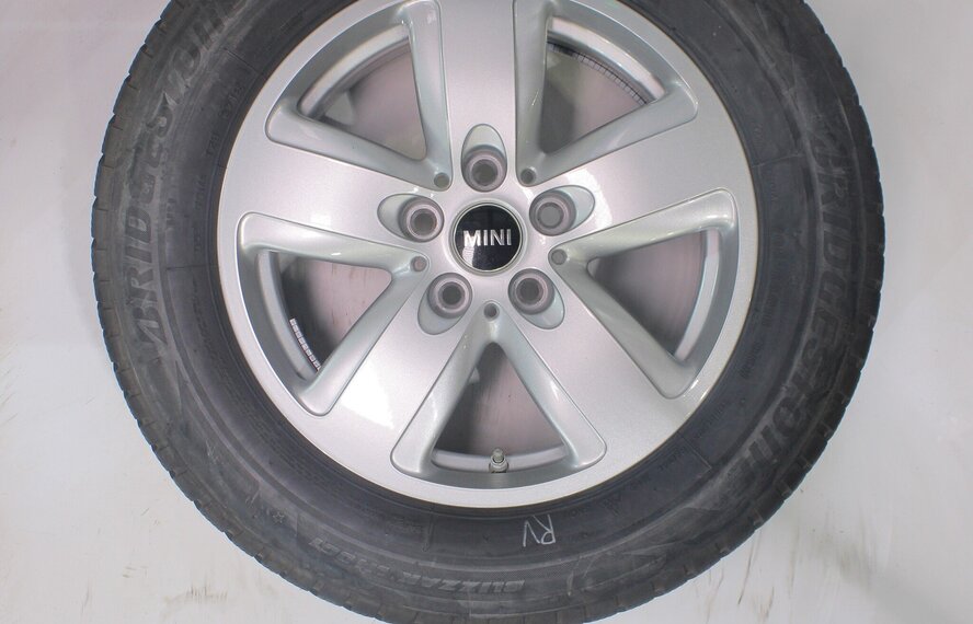 Mini Mini Countryman F60 517 16 inch velgen Bridgestone Winterbanden Origineel