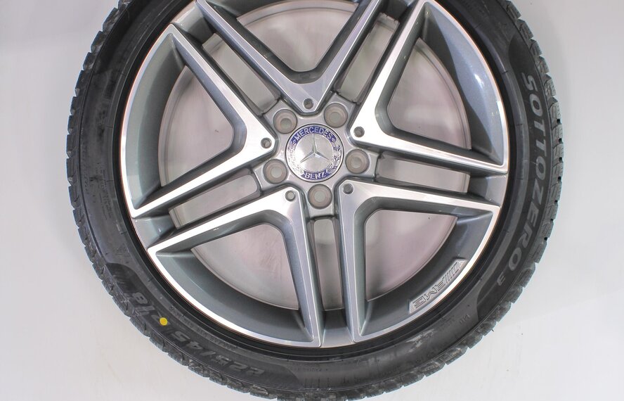 Mercedes Mercedes A B CLA Klasse W177 C118 W247 18 inch velgen Pirelli Winterbanden Nieuw Origineel