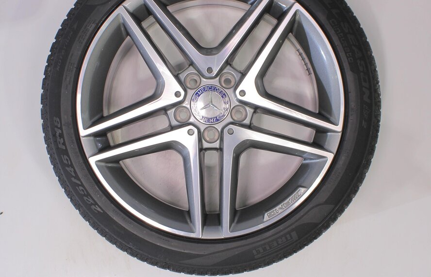 Mercedes Mercedes A B CLA Klasse W177 C118 W247 18 inch velgen Pirelli All-Season (4 seizoenen) Nieuw Origineel