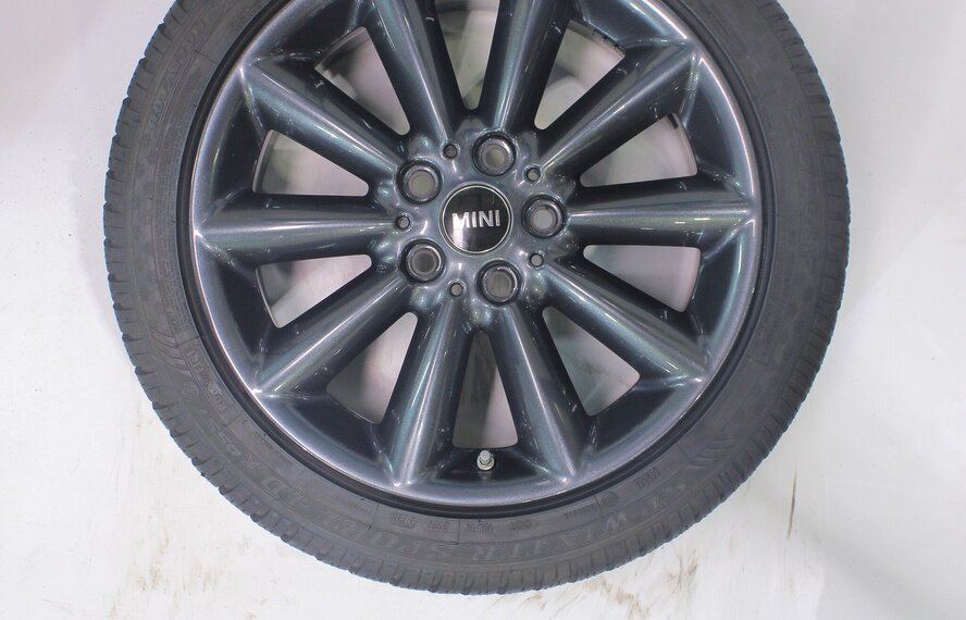 Mini Mini Clubman F54 518 17 inch velgen Dunlop Runflat Winterbanden Origineel