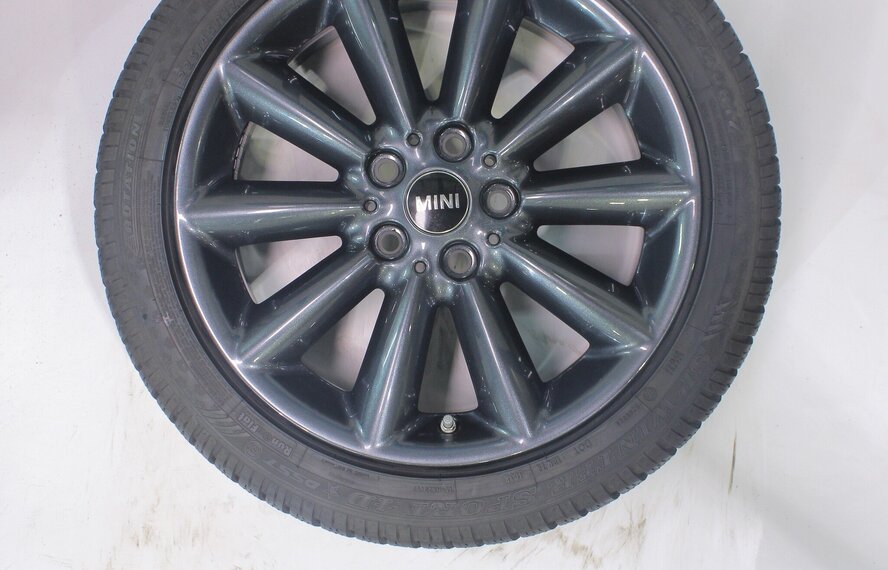 Mini Mini Clubman F54 518 17 inch velgen Dunlop Runflat Winterbanden Origineel