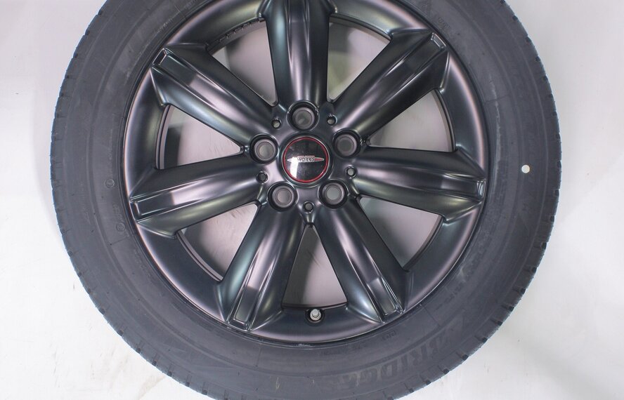 Mini Mini Countryman F60 539 17 inch velgen Bridgestone Winterbanden Nieuw Origineel