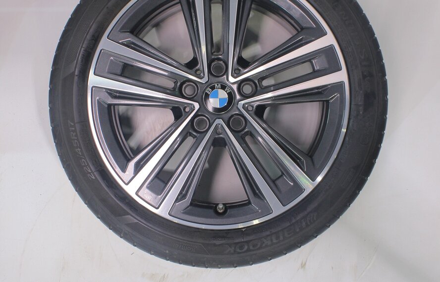 BMW BMW 1 2 serie F40 F44 2 serie Gran Coupe 548 17 inch velgen Hankook Runflat Zomerbanden Origineel