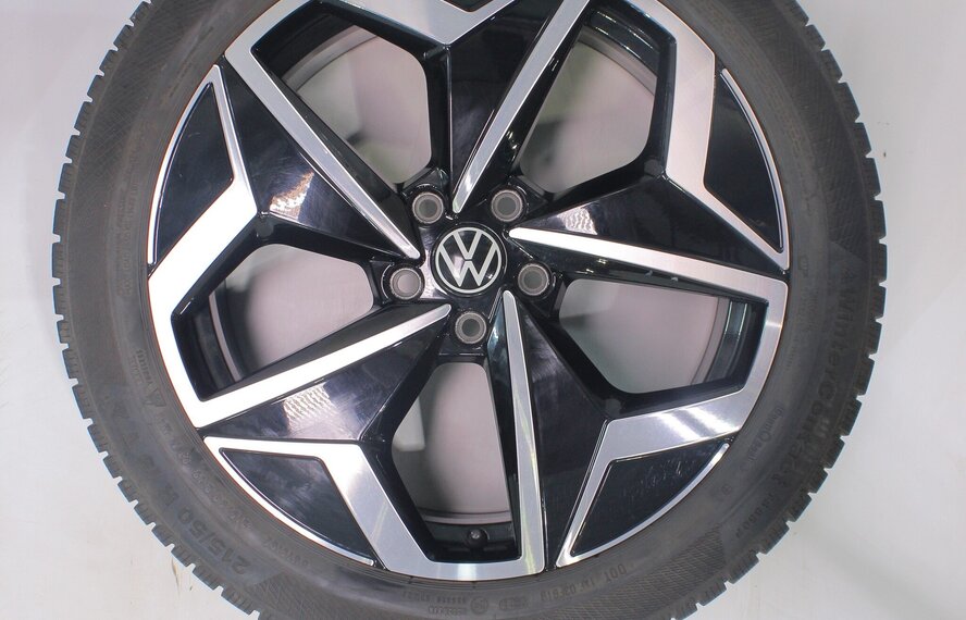 Volkswagen Volkswagen ID3 Andoya 19 inch velgen Continental Winterbanden Origineel