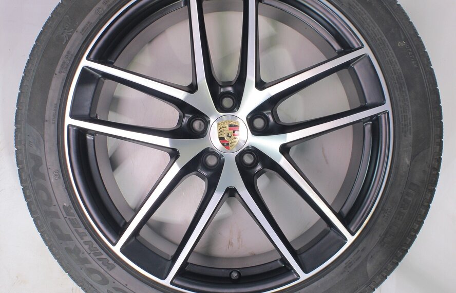 Porsche Porsche Macan II + III 95B 20 inch velgen Pirelli Winterbanden Origineel