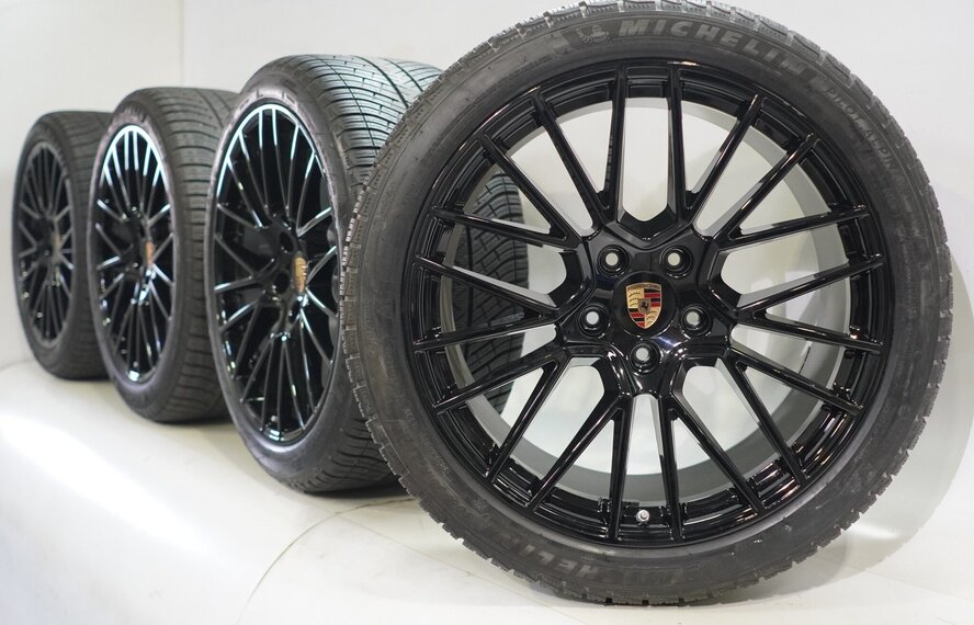 Porsche Porsche Cayenne Coupé 21 inch velgen Michelin Winterbanden Origineel