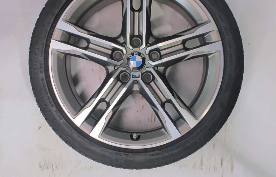 BMW BMW 1 2 serie F40 F44 2 serie Gran Coupe 556M 18 inch velgen Bridgestone Runflat Winterbanden Origineel