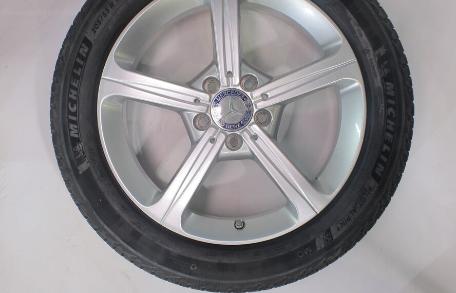 Mercedes Mercedes A B CLA Klasse W177 C118 W247 17 inch velgen Michelin Winterbanden Origineel