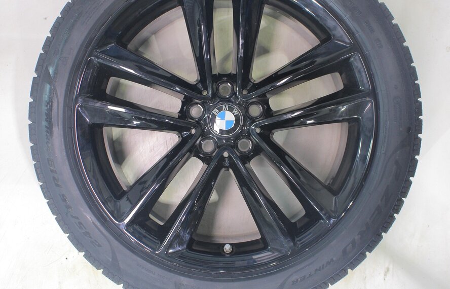 BMW BMW 5 serie G60 G61 6 GT G32 7 serie G11 G12 630 19 inch velgen Pirelli Winterbanden Nieuw Origineel