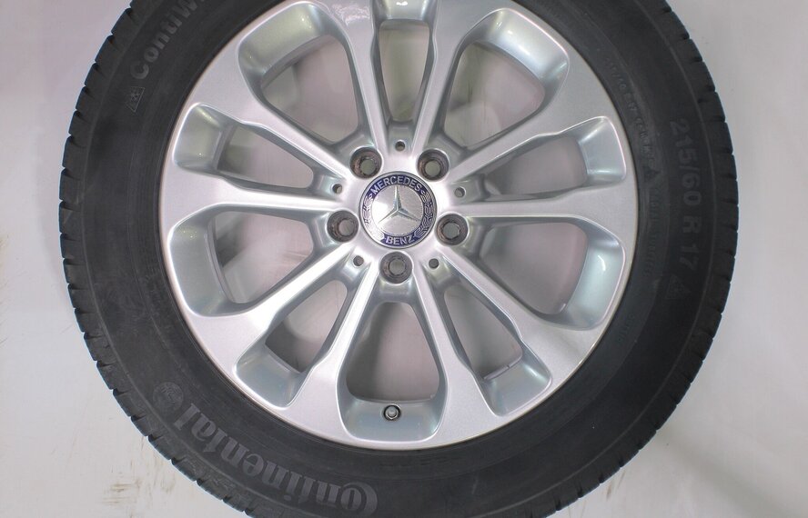 Mercedes Mercedes GLA X156 17 inch velgen Continental Winterbanden Origineel