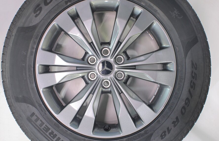 Mercedes Mercedes X-Klasse W470 18 inch velgen Pirelli Winterbanden Origineel