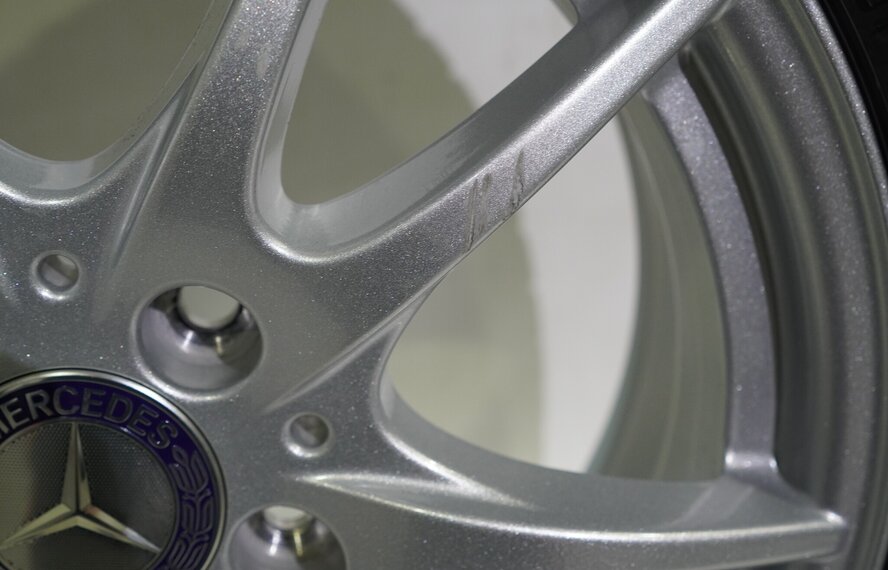 Mercedes Mercedes A B CLA Klasse W176 W117 W246 16 inch velgen Bridgestone Winterbanden Origineel