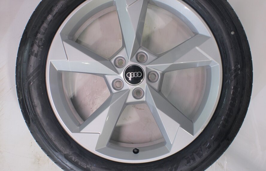 Audi Audi Q3 SQ3 F3B 19 inch velgen Goodyear Zomerbanden Nieuw Origineel