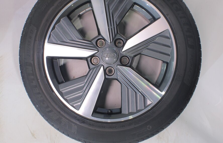 Audi Audi Q2 SQ2 81A 17 inch velgen Michelin Zomerbanden Origineel