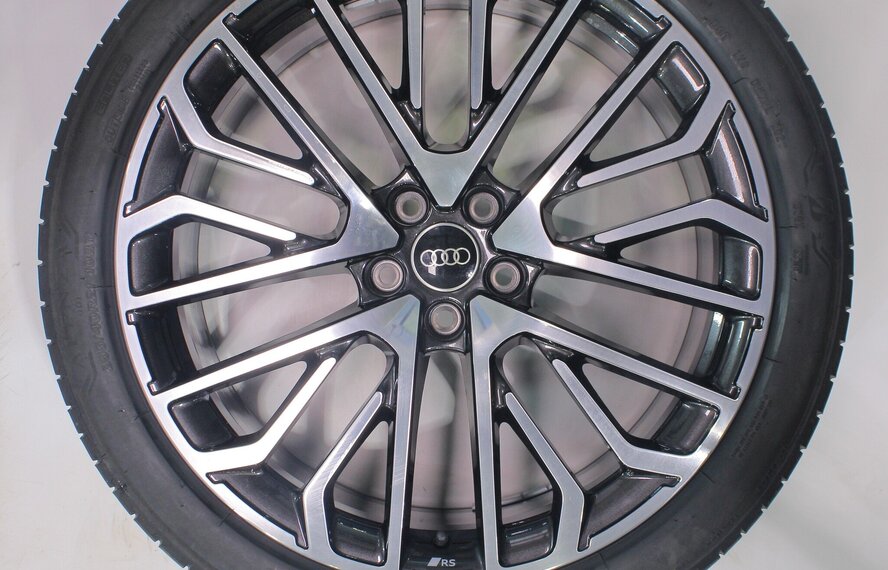 Audi Audi Q5 8MA 21 inch velgen Bridgestone Zomerbanden Origineel