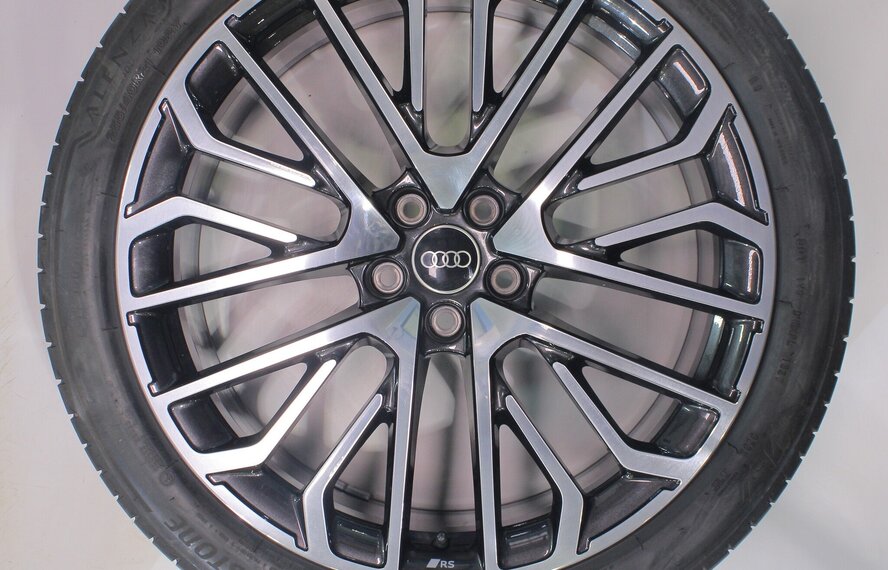 Audi Audi Q5 8MA 21 inch velgen Bridgestone Zomerbanden Origineel