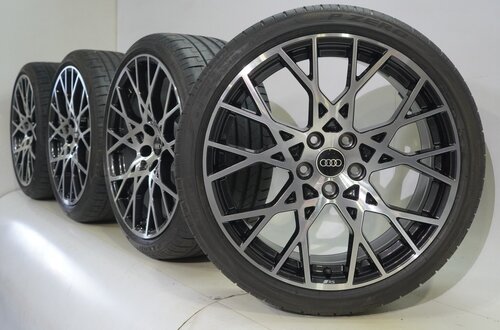 Audi Audi RS3 8Y 19 inch velgen Pirelli Zomerbanden Origineel