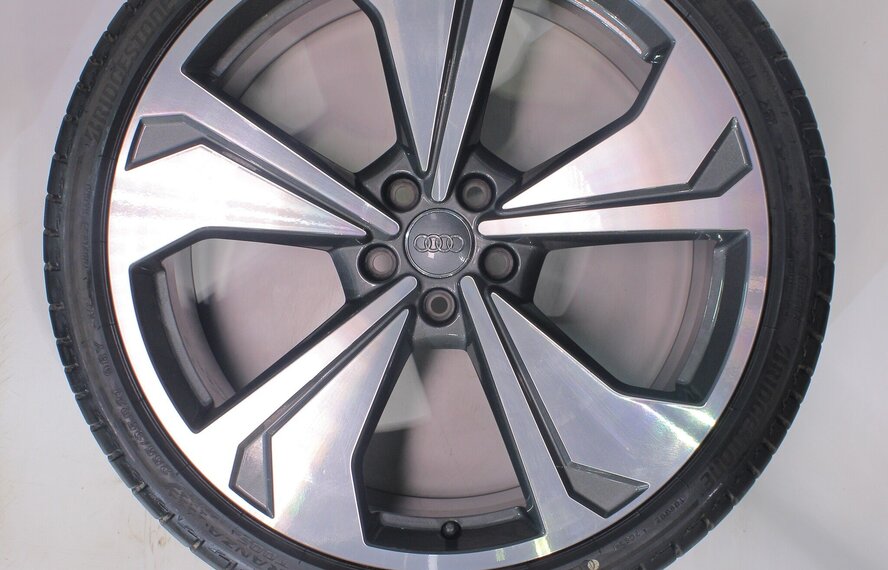 Audi Audi A6 A7 4K C8 21 inch velgen Bridgestone Zomerbanden Origineel